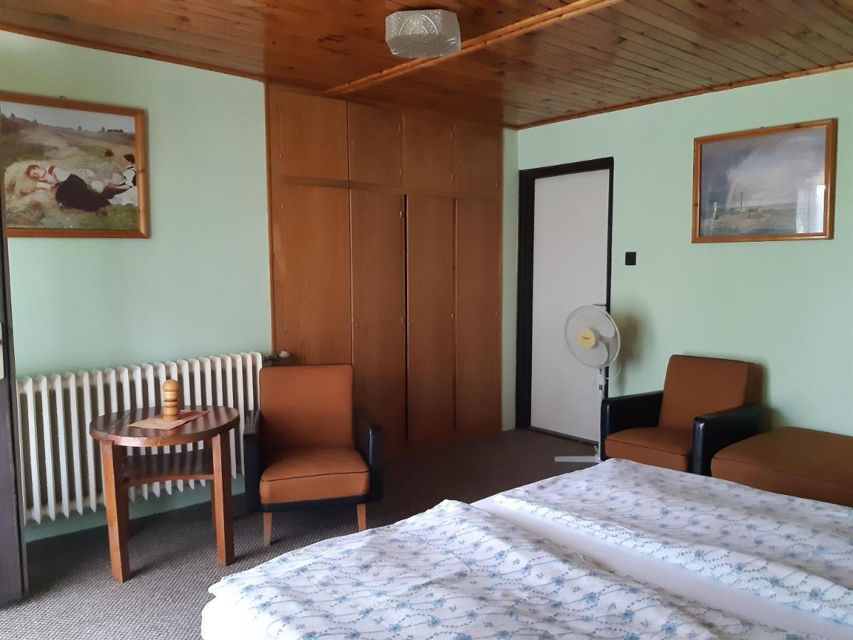 Hotel Toldi Apartman Keszthely Exterior foto