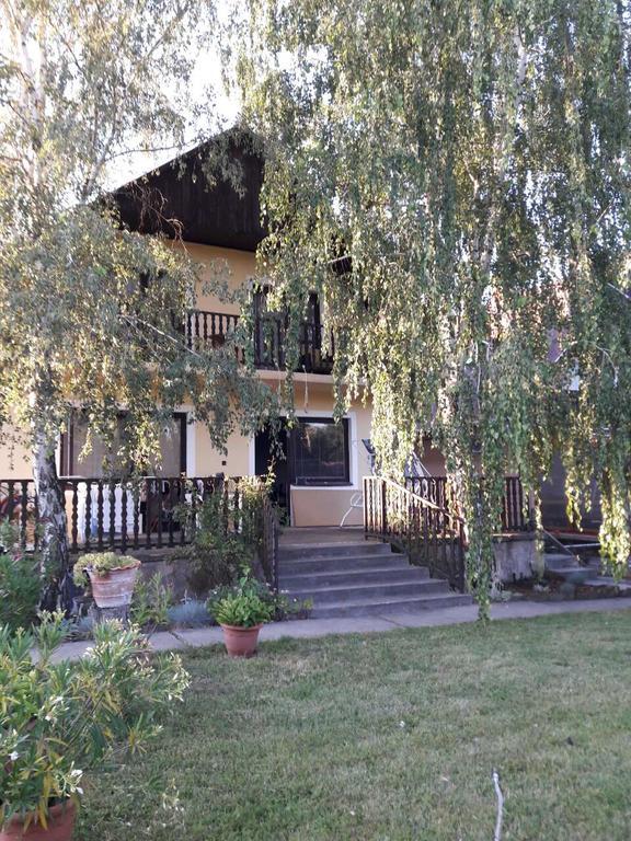 Hotel Toldi Apartman Keszthely Exterior foto
